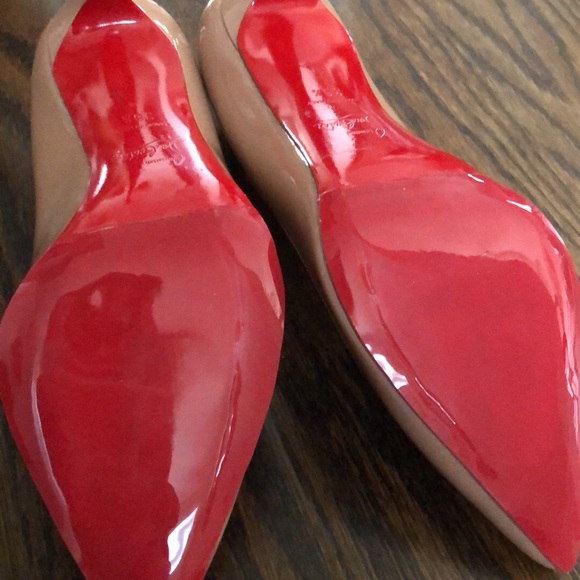 Christian Louboutin - Picture 4 of 5